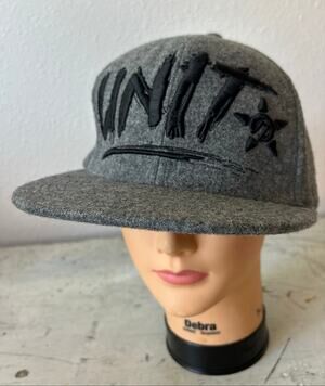 UNIT Flexfit Wool Flat wide Brim Fitted Hat Gray Black L/XL Streetwear fall